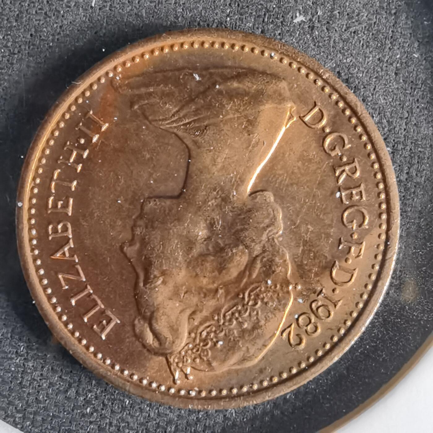 沼泽如烟--第1001场 英国1982年半便士