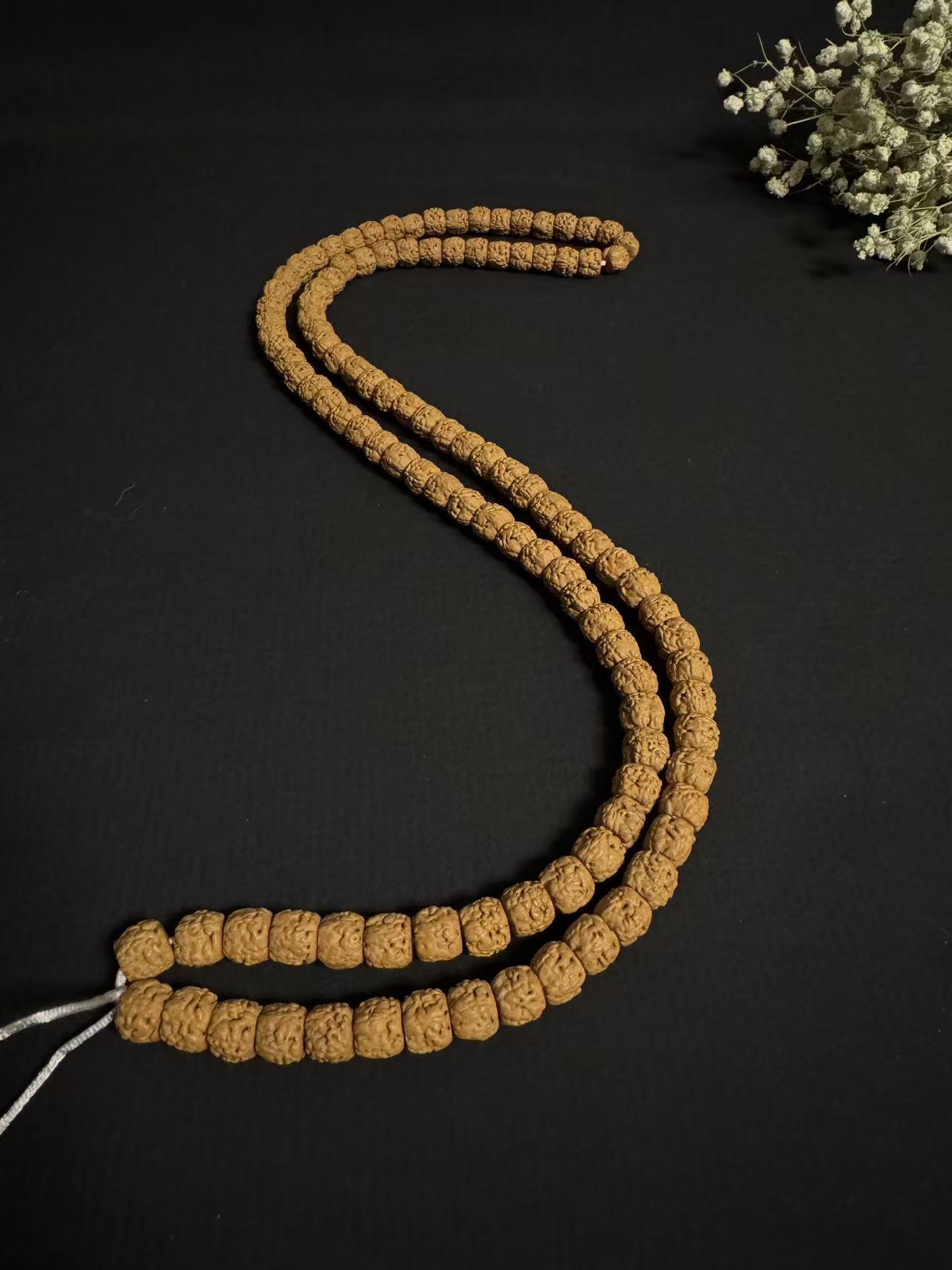 零元拍：龙切 五爪金龙佛手金刚长串9 MM左右108+，非常容易变红，坊间人称三日红。