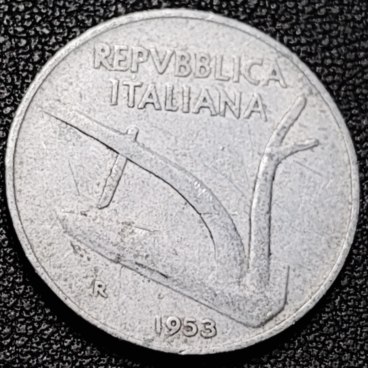 泉币菌-第193场- 新年第一场 新年快乐 本场拍品多 请提前出价 1953年 意大利10里拉铝币 麦穗古犁 23.2mm