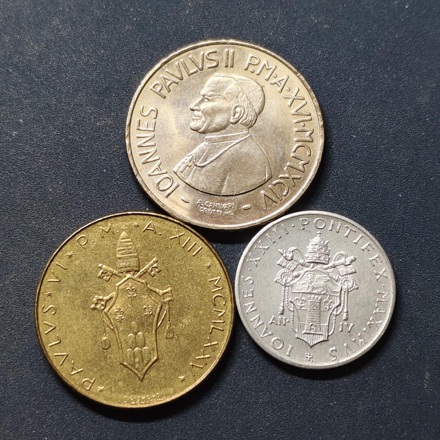 【全场包邮】纯粹捡漏拍504场-更新中 梵蒂冈各年份散币3枚一组