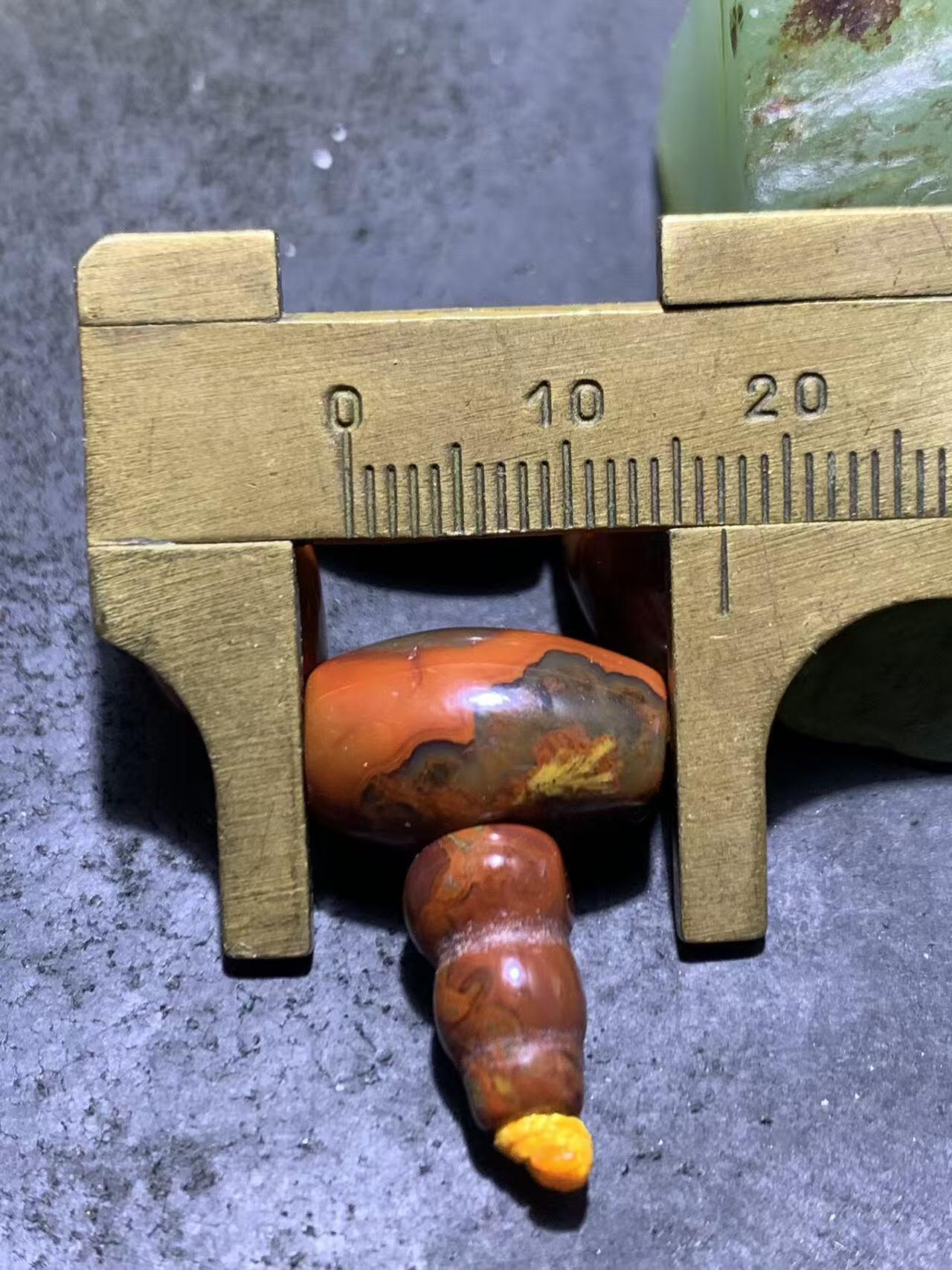 战国红玛瑙配饰一套，，