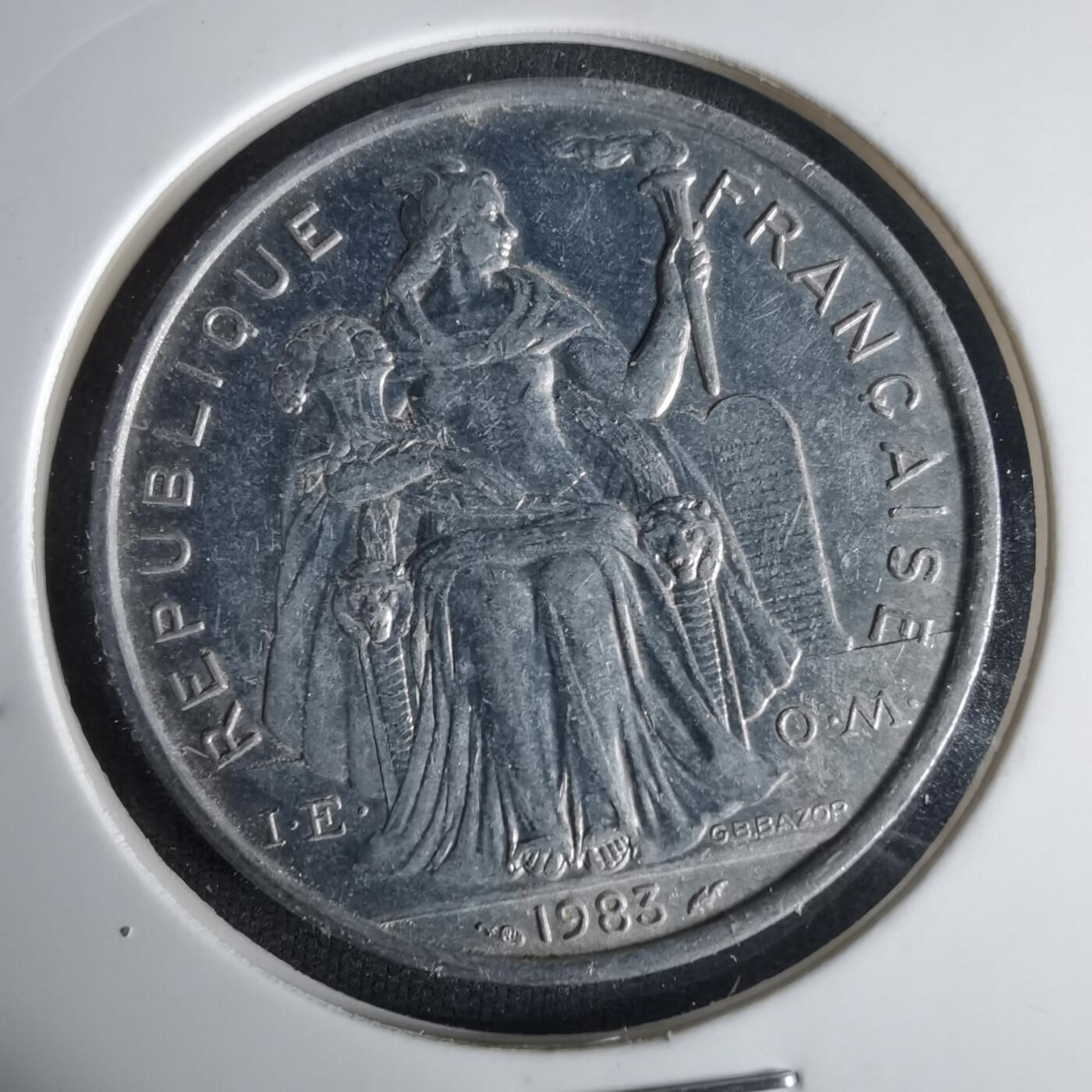 沼泽如烟--第1001场 法属波利尼西亚1983年5法郎