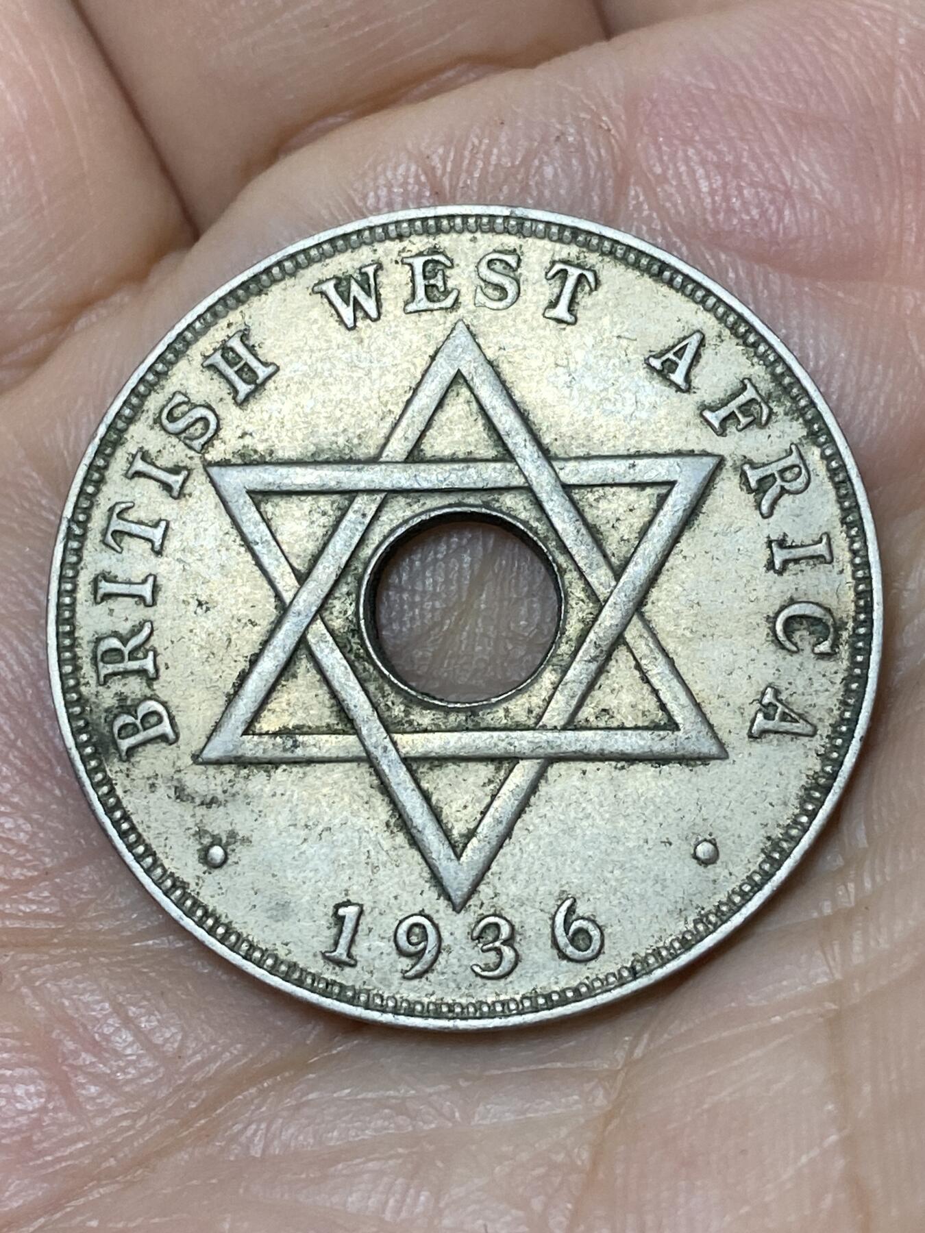 2026年第三十场(总第一百九十九场）英国一线回流散币特拍第二场(免佣金) 英属西非1936单年份1便士(爱德华八世时期，H标喜敦厂造)