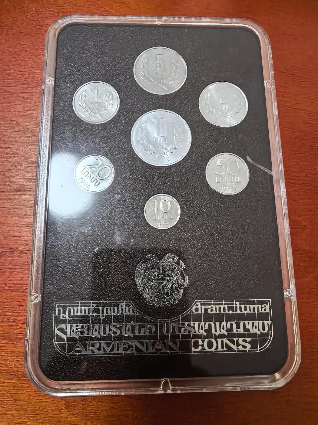 长老汇马年精选第二场拍卖 1994亚美尼亚7枚套币，极少见