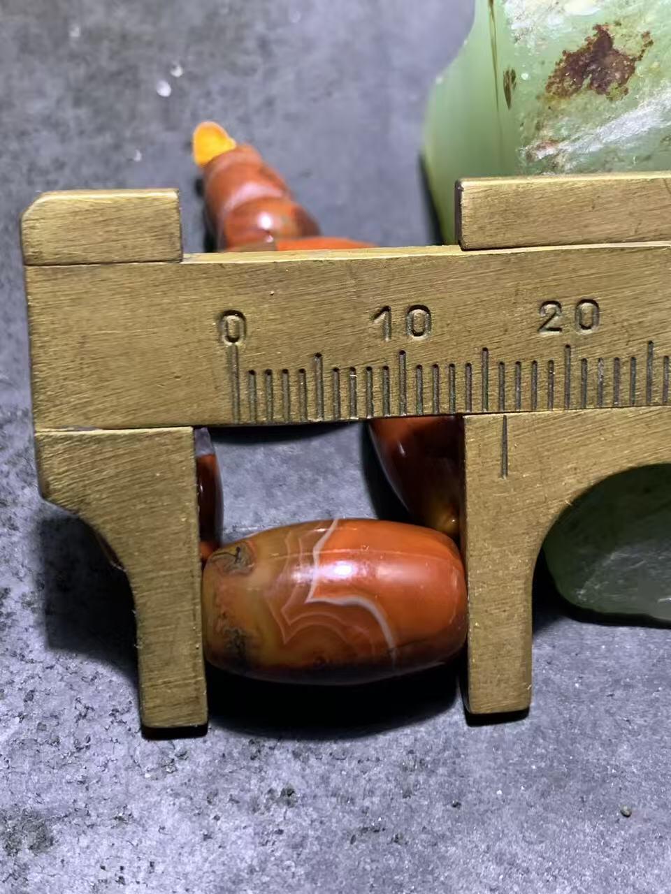 战国红玛瑙配饰一套，，