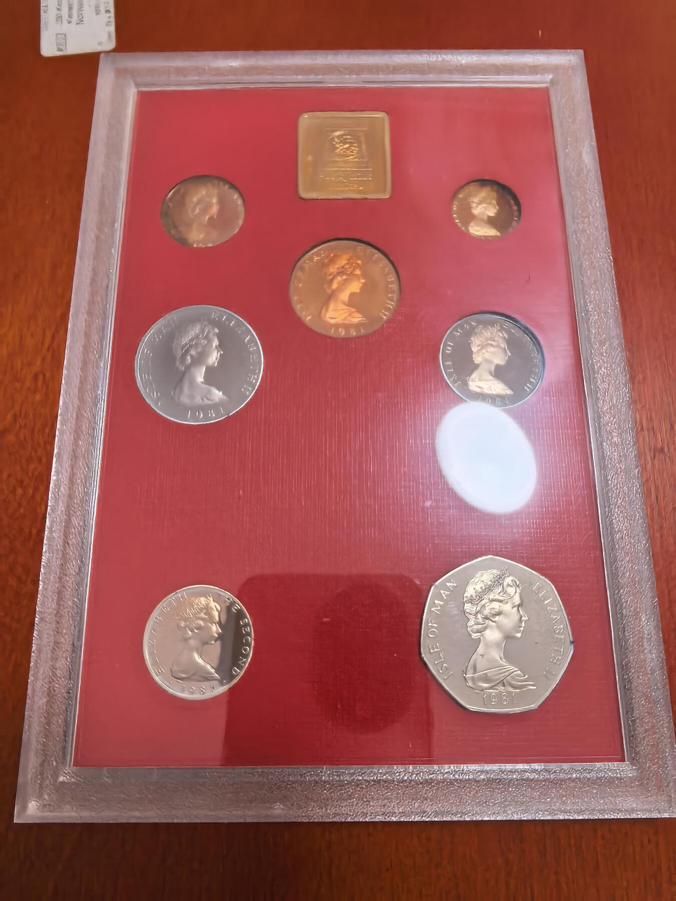 长老汇马年精选第二场拍卖 1981马恩十进制7枚精制套币，盒证全