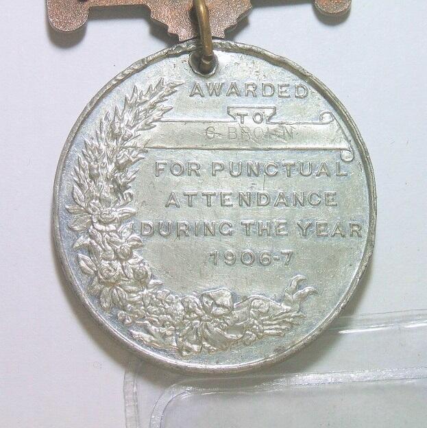 英国1907年 爱德华七世高浮雕精制大合金章 带铭牌 40MM