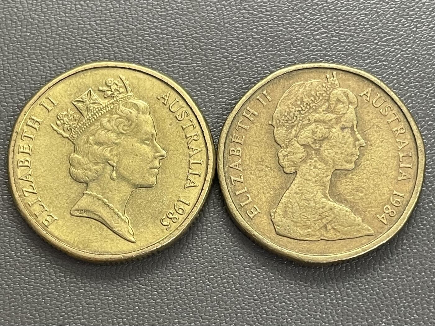 回流0218 新春快乐，马年大吉！ 澳大利亚1元两枚 袋鼠