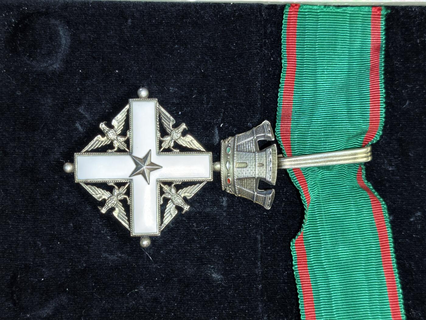 凯旋世界勋赏（持续上新中）（第22期新年大拍）（欢迎送拍）（对拍品有疑问请询问客服，不接受到手刀，出价默认拍品品相。请认真阅读拍卖规则！出价默认已认可！）（收到货请录制开箱视频，无视频概不处理问题。）