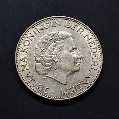 【全场包邮】纯粹捡漏拍504场-更新中 - 荷兰1961年朱莉安娜2.5盾银币【33毫米15克72%】