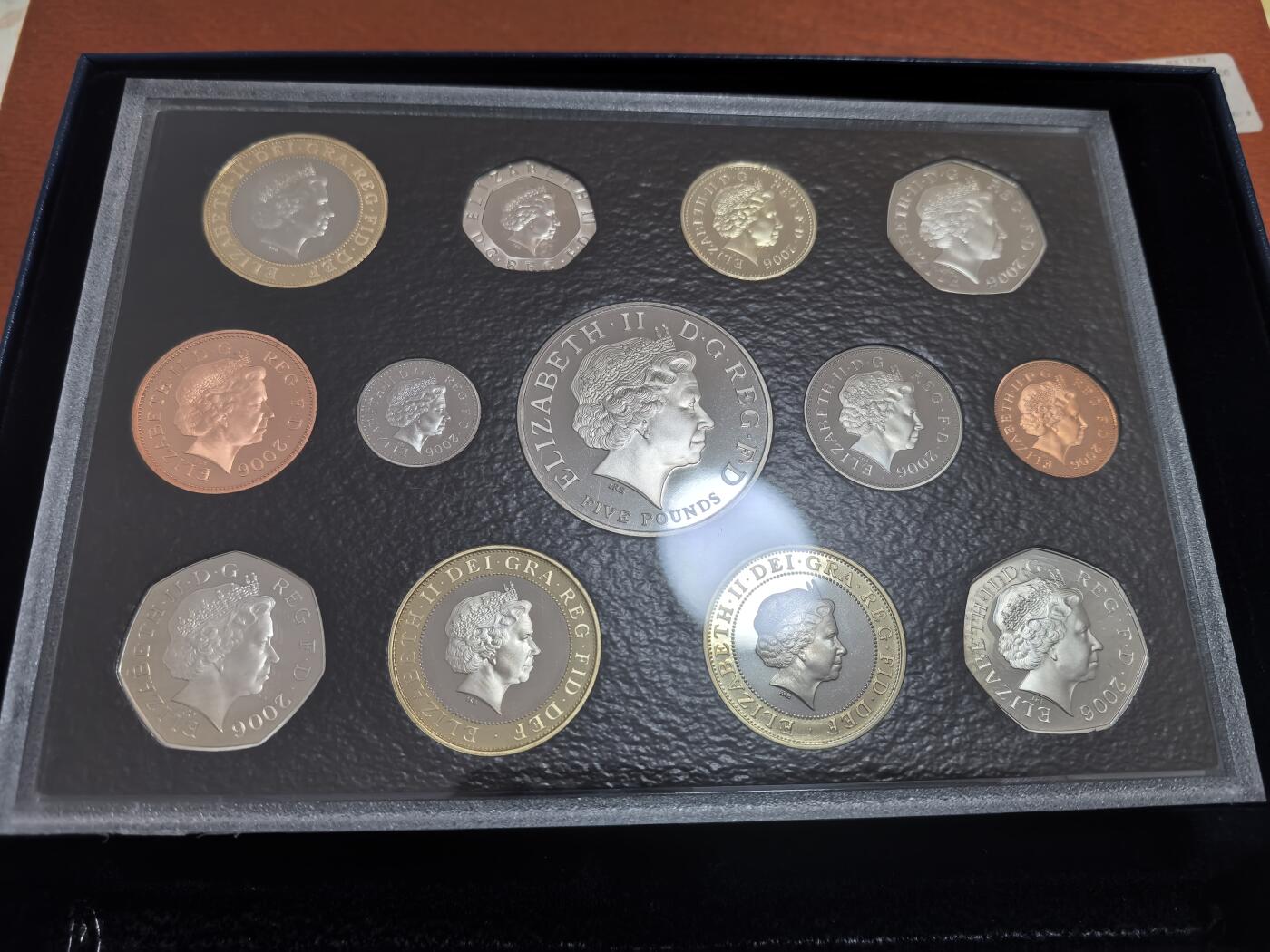 长老汇马年精选第二场拍卖 2006英国13枚精制套币，盒证全