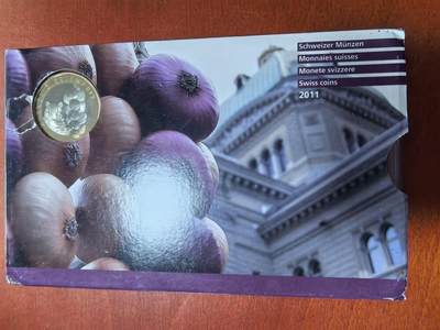 长老汇马年精选第二场拍卖 - 2011瑞士精制币8枚套，盒证全，含10法郎精制双色币1枚