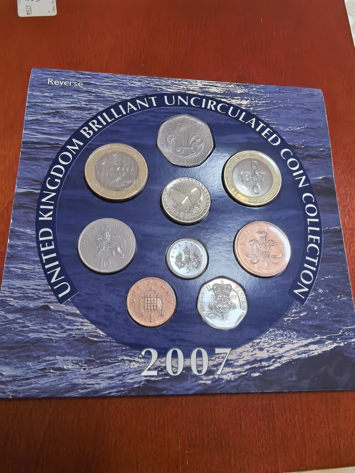 长老汇马年精选第二场拍卖 2007英国9枚套币，卡装