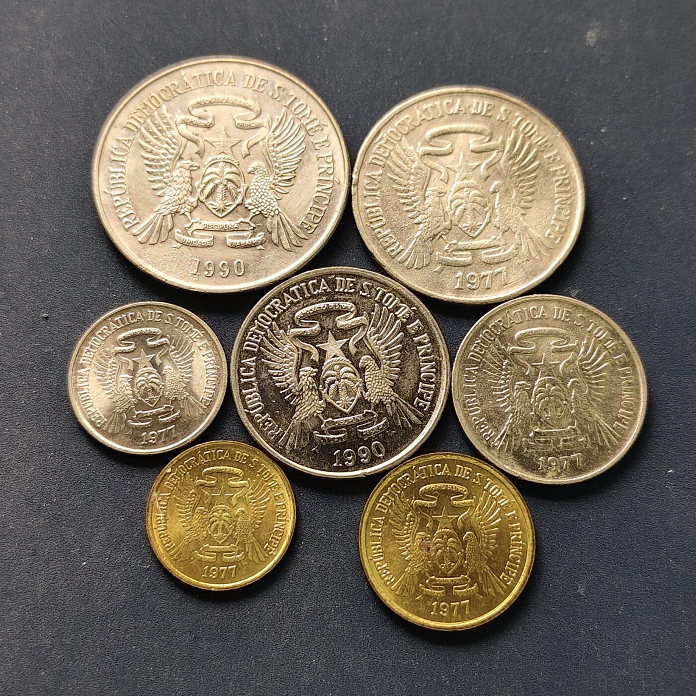 【全场包邮】纯粹捡漏拍504场-更新中 圣多美和普林西比1977/1990年7枚FAO纪念币套币
