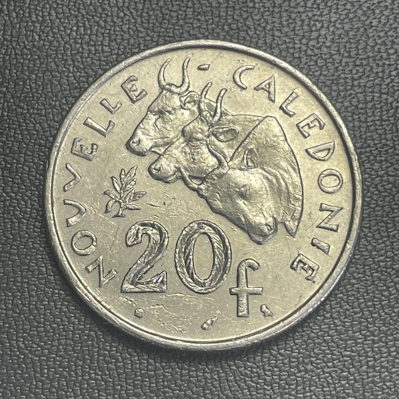 回流0218 新春快乐，马年大吉！ 法属新喀里多尼亚1970年20法郎 牛 