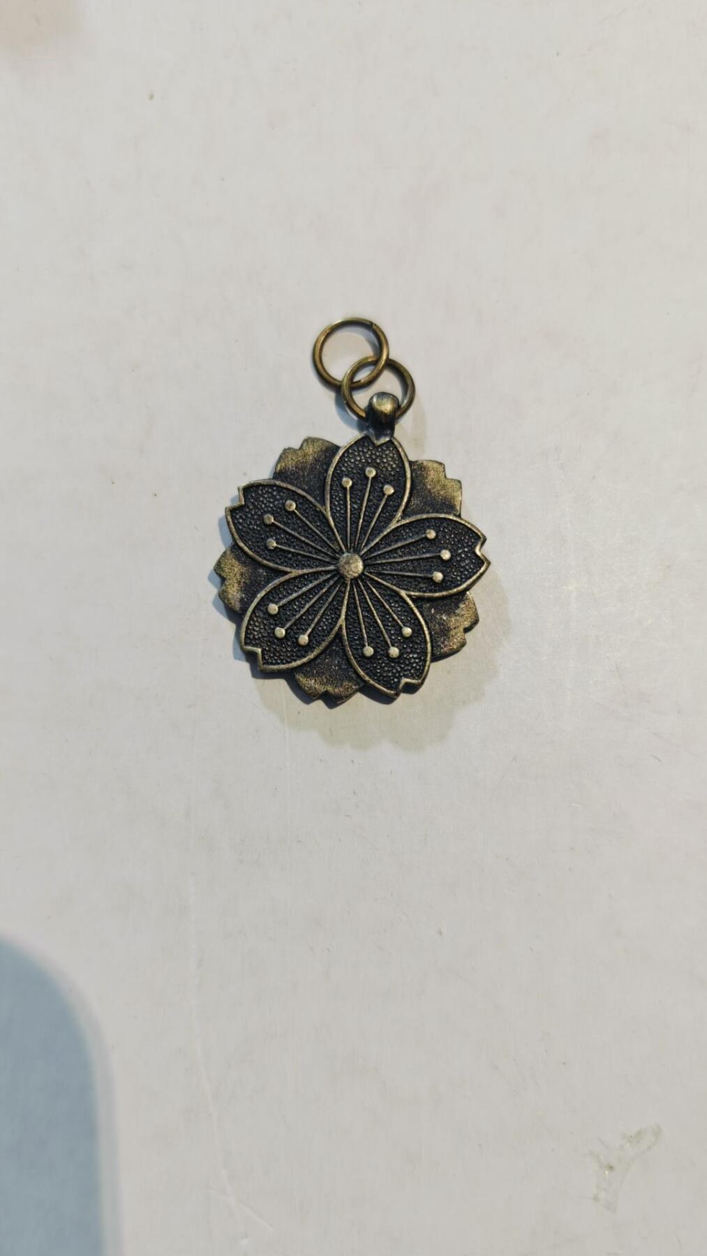 东亚勋章徽章主题拍卖8（120件） 军人遗族纪章