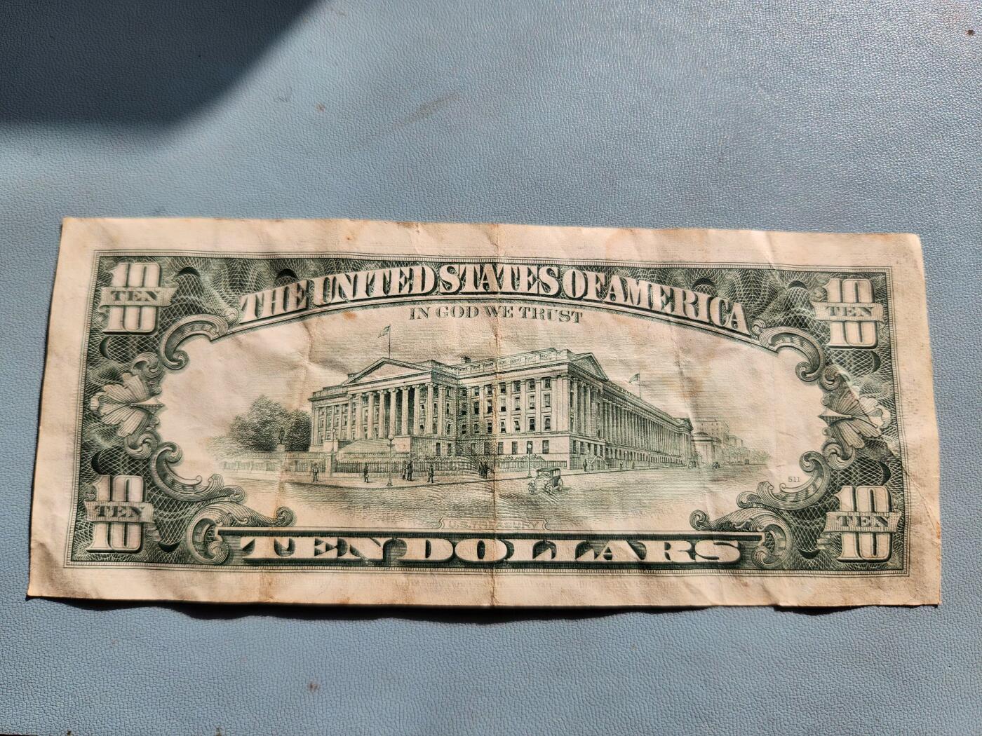 2月20号晚上8点 外国纸币自动截拍第27场 带安全线首版美国1990年10美元 小头10，原票