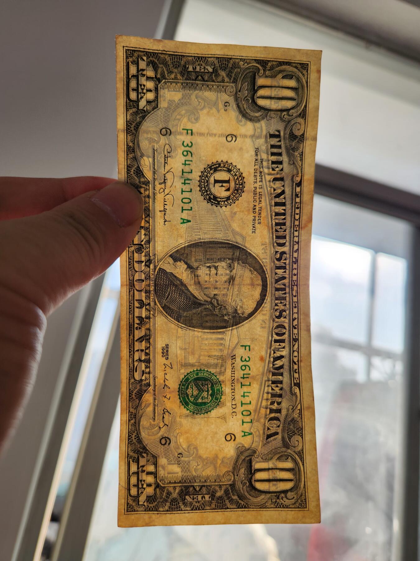 2月20号晚上8点 外国纸币自动截拍第27场 带安全线首版美国1990年10美元 小头10，原票