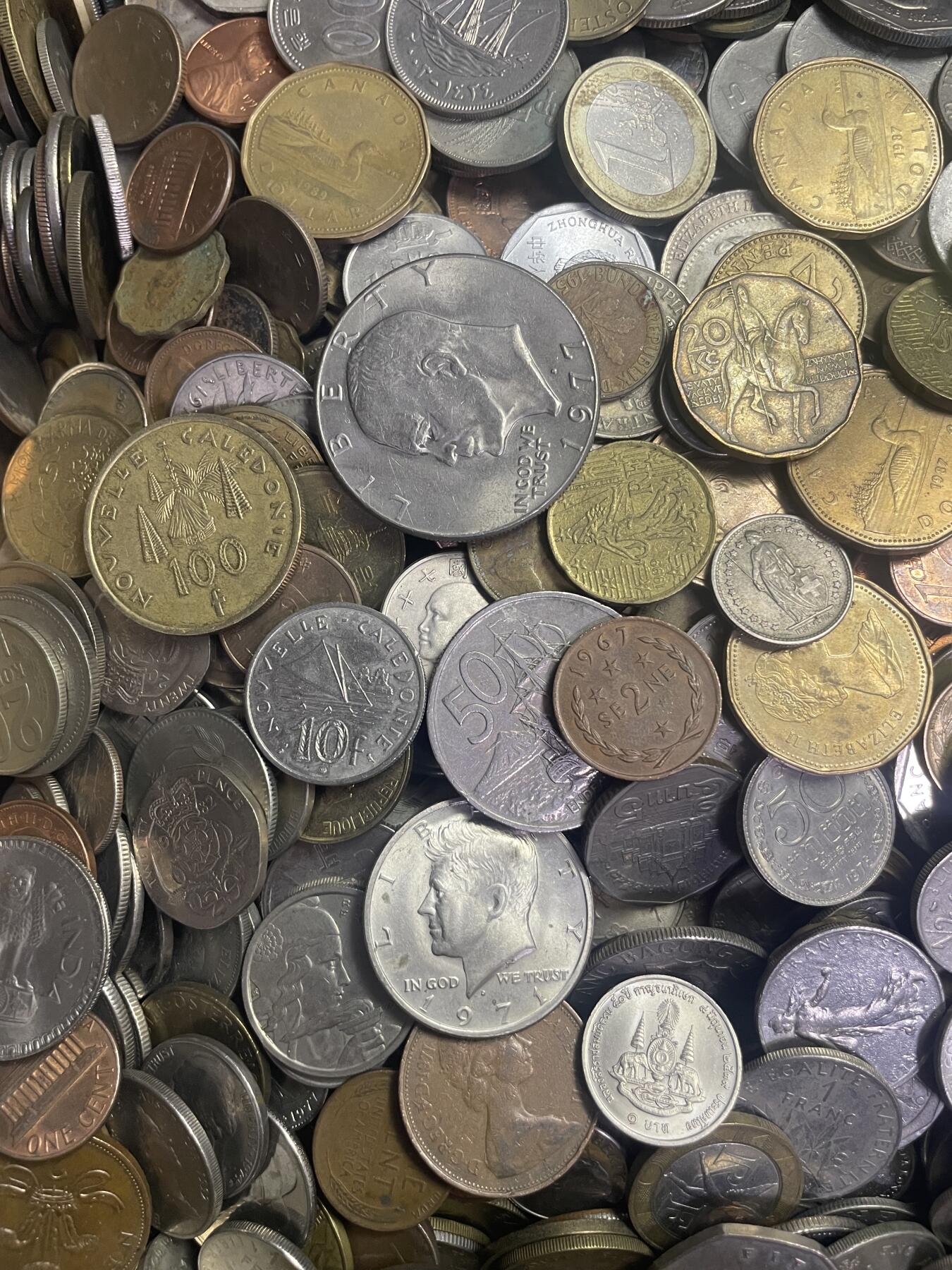 回流0218 新春快乐，马年大吉！ 外币、钞16.8斤 无日币