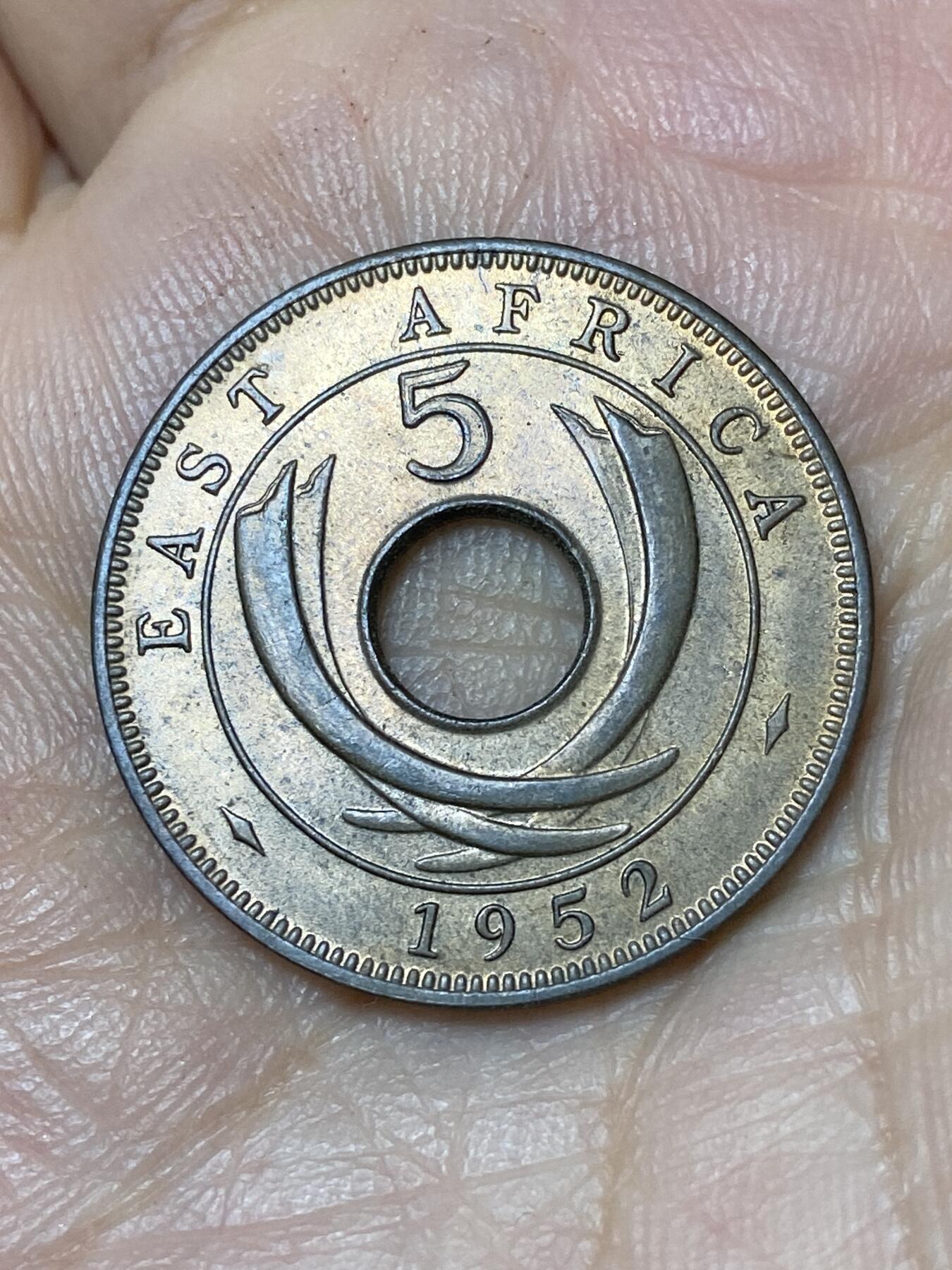 2026年第三十场(总第一百九十九场）英国一线回流散币特拍第二场(免佣金) 带光好品–英属东非1952年5分(乔治六世逝世年，第三版关门年)