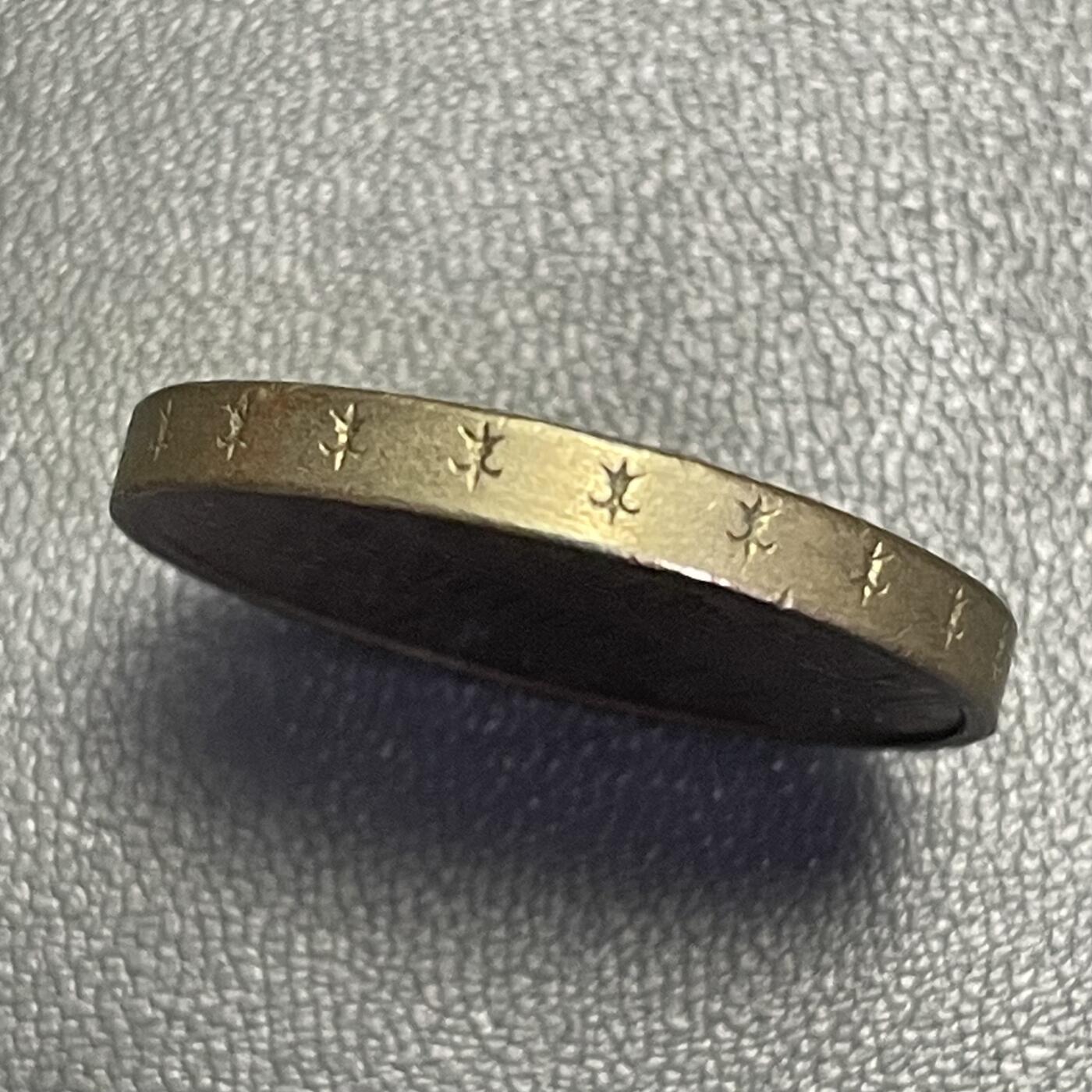 回流0301 西班牙1996年100比塞塔纪念币（等值¥4.6元） 马德里西班牙国会大厦 