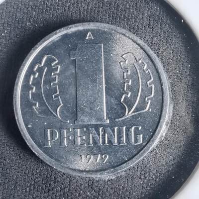 沼泽如烟--第1001场 - 东德1979年1芬尼