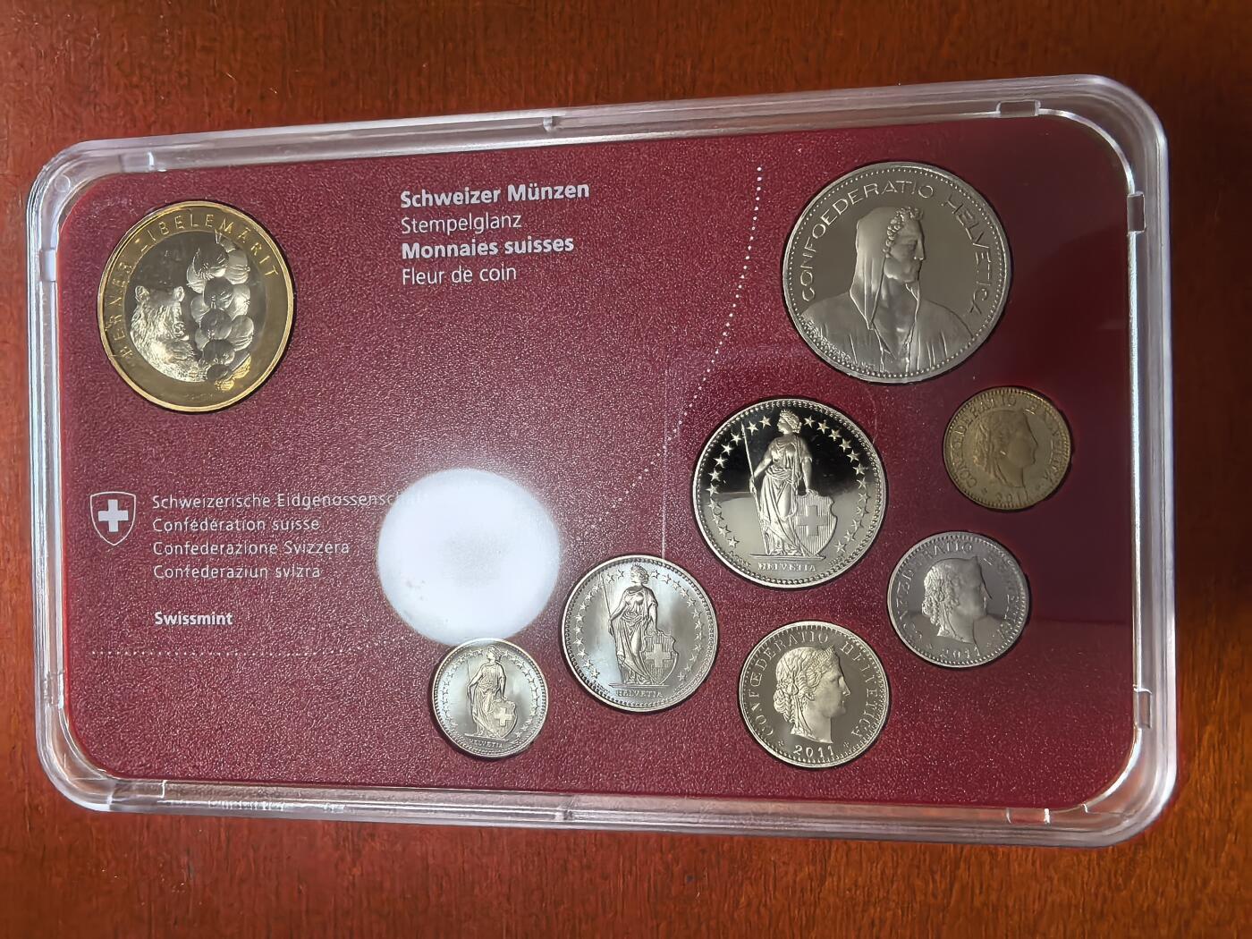 长老汇马年精选第二场拍卖 2011瑞士精制币8枚套，盒证全，含10法郎精制双色币1枚