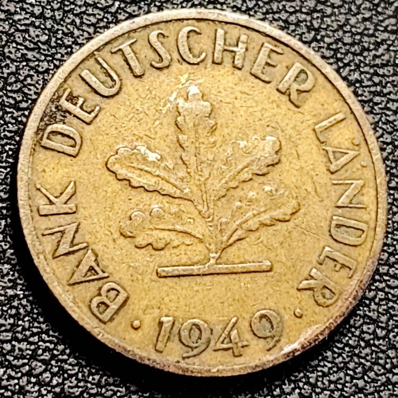 泉币菌-第193场- 新年第一场 新年快乐 本场拍品多 请提前出价 联邦德国1949年 10芬尼硬币 橡树麦穗  银行版 21.5mm