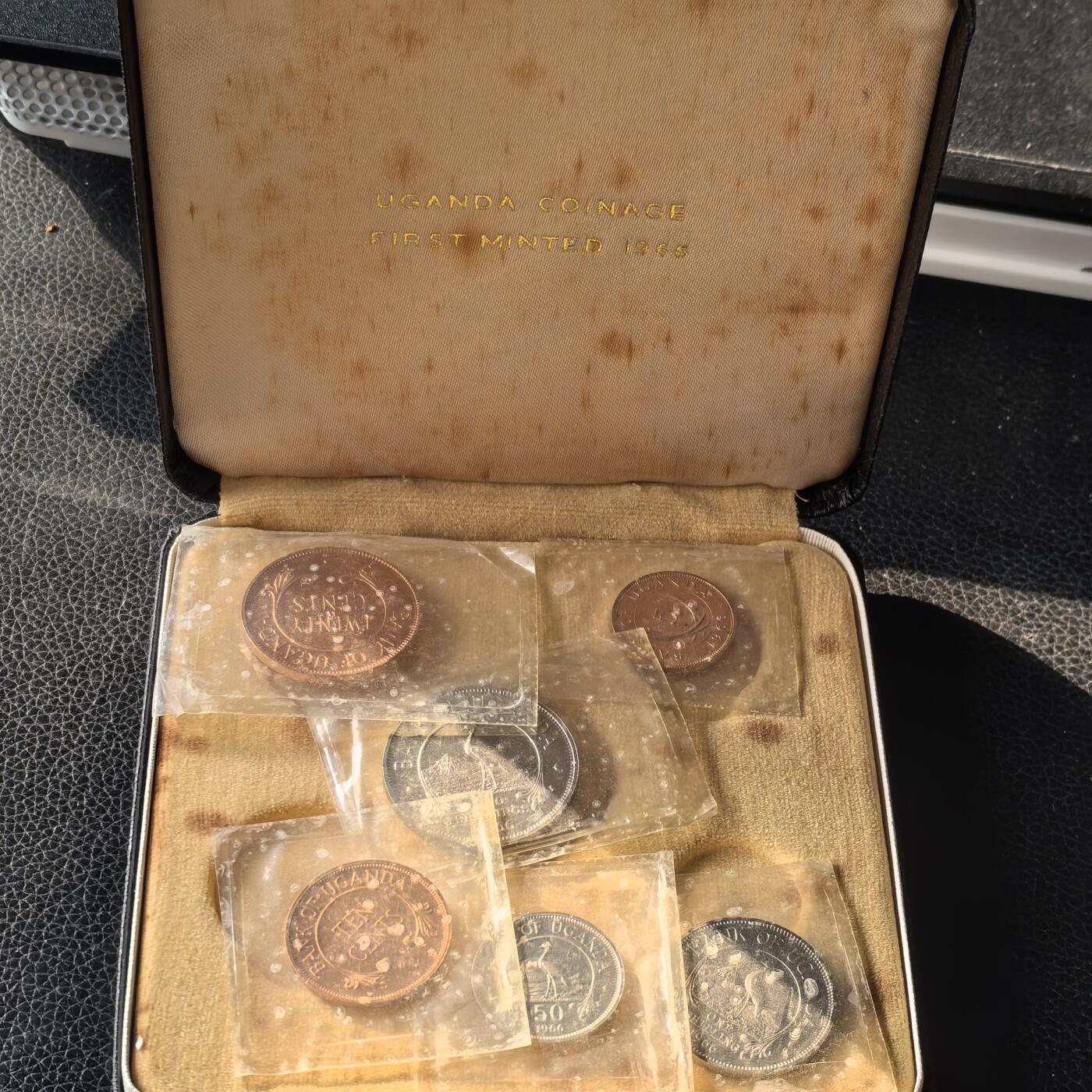 道一币馆币章第一百六十六场 原盒封 乌干达1966年套币六枚 塑料袋有氧化，币还好