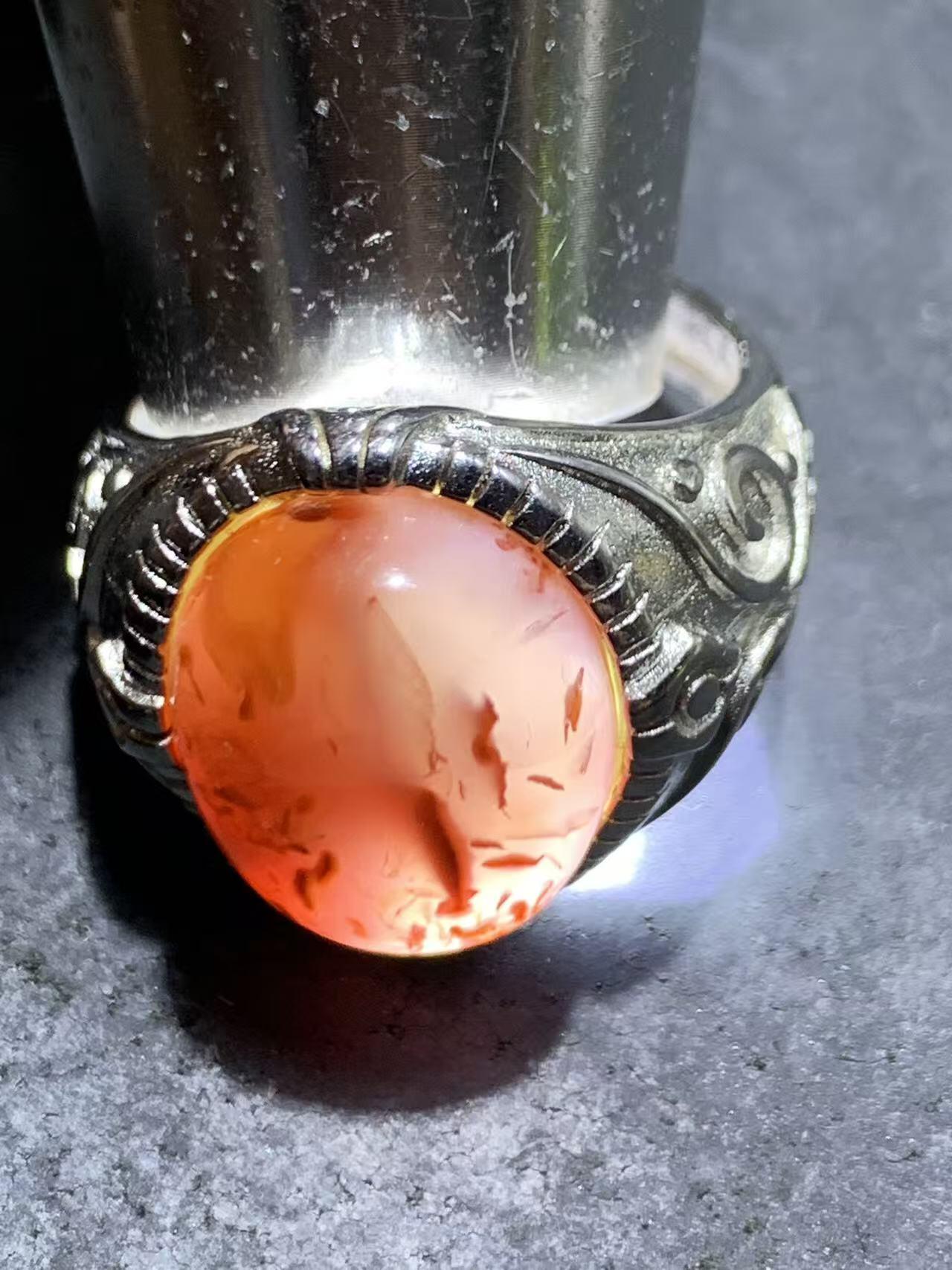 精美柿子红冻料火焰纹南红玛瑙活口霸气戒指一枚