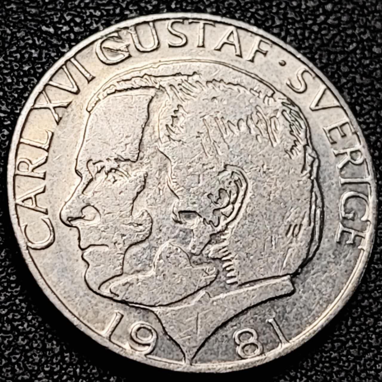 泉币菌-第193场- 新年第一场 新年快乐 本场拍品多 请提前出价 瑞典1981年 1克朗铜镍币，卡尔十六世·古斯塔夫，25mm