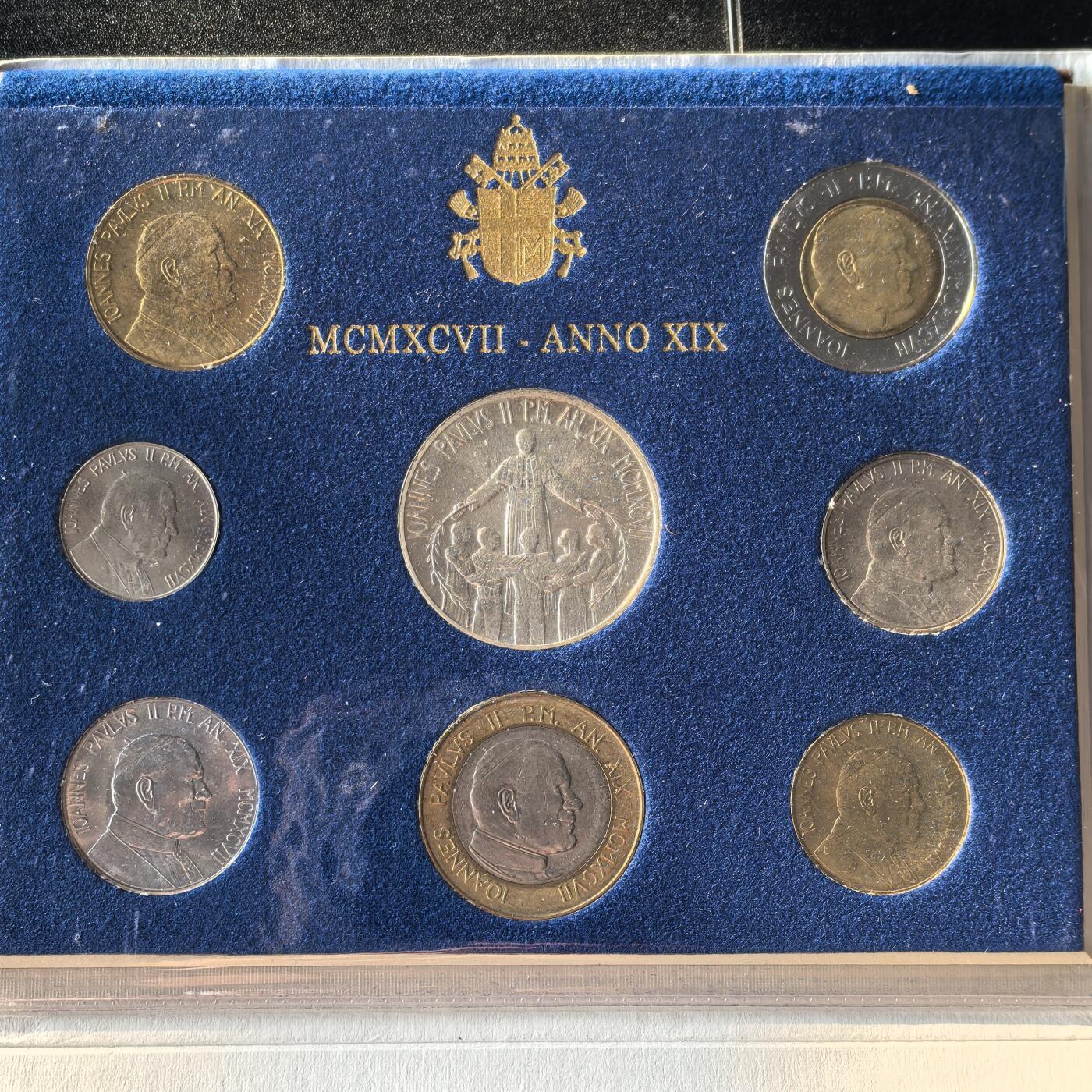 道一币馆币章第一百六十六场 原包装 梵蒂冈1997年套币8枚 含1000里拉银币