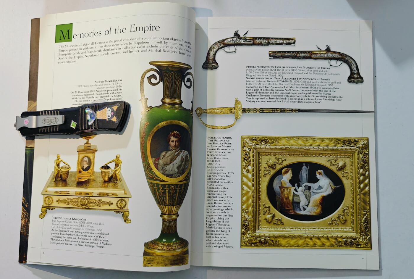 东亚勋章徽章主题拍卖8（120件） 劳力士赞助的法国荣军博物馆科普书籍