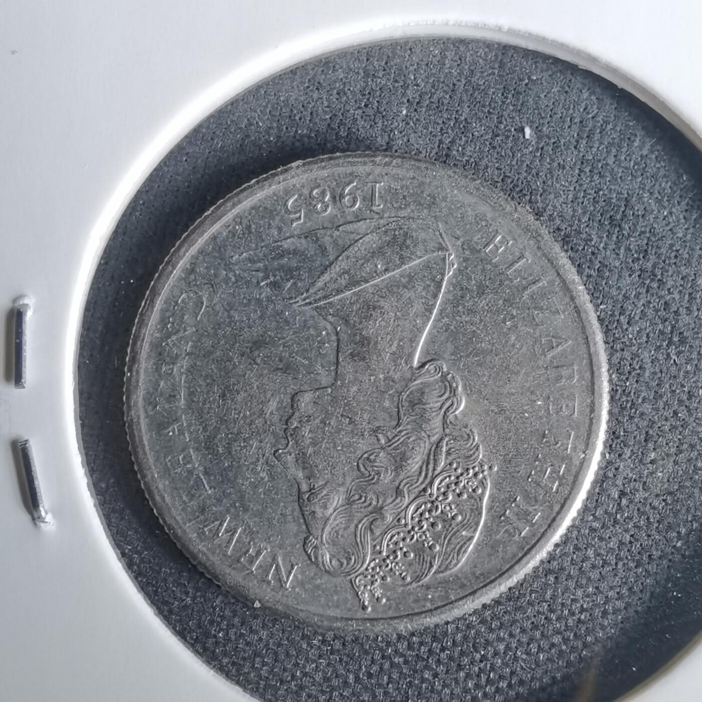 沼泽如烟--第1001场 新西兰1985年五分浅雕版