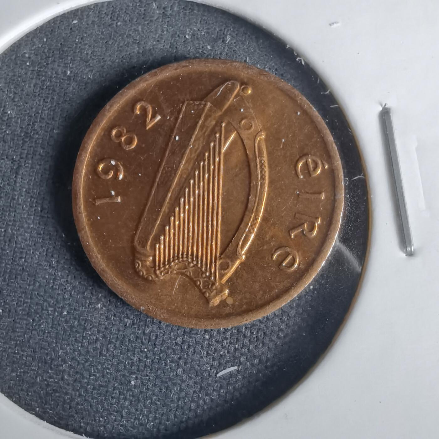 沼泽如烟--第1001场 爱尔兰1982年半便士