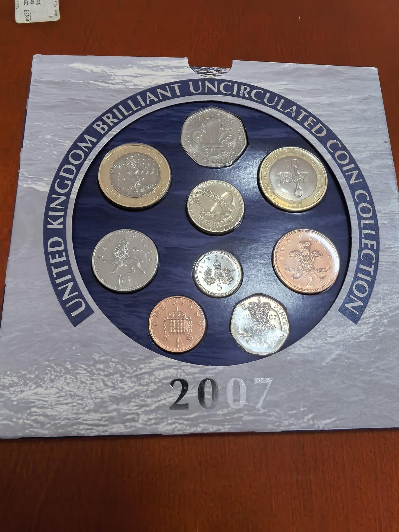 长老汇马年精选第二场拍卖 2007英国9枚套币，卡装