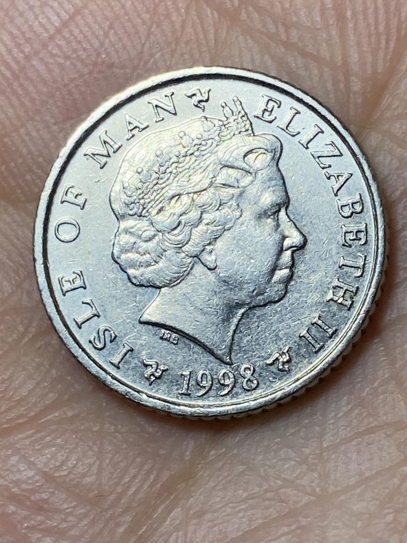 2026年第三十场(总第一百九十九场）英国一线回流散币特拍第二场(免佣金) 英属马恩岛🇮🇲1998年5便士(伊丽莎白二世老年第一套第二版，有三转腿标版)