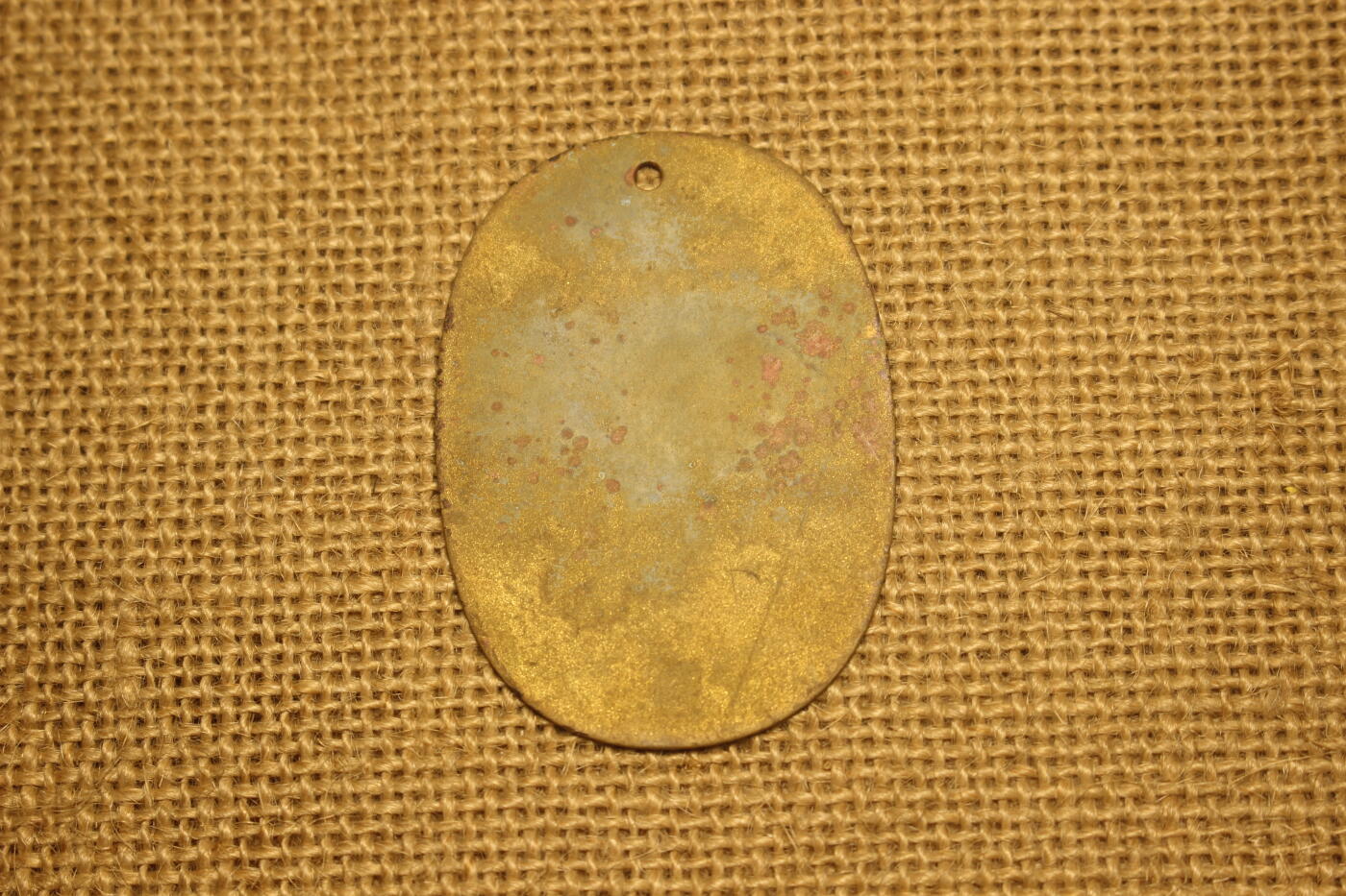 2026.2.22日系拍卖 日军身份牌，铜质，刻字:近卫步兵第四联队-第一中队-第60号，日常佩戴品相，结构完好刻字清晰。