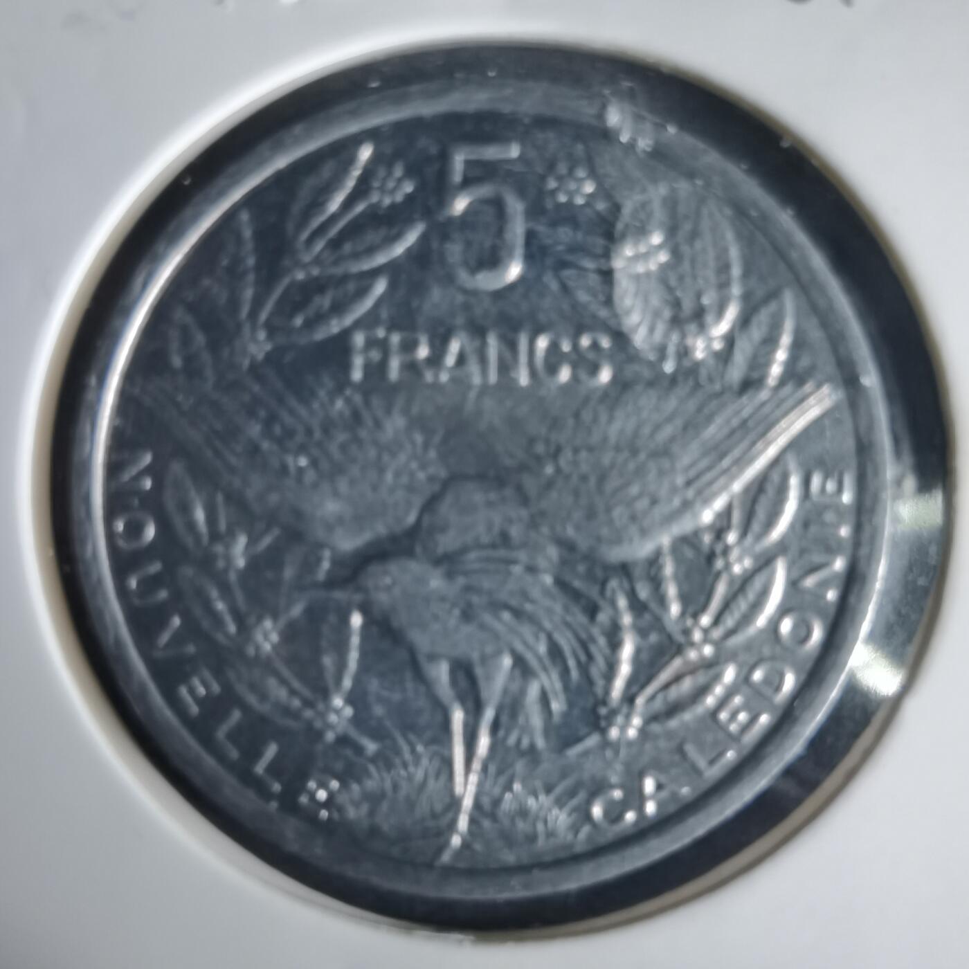 沼泽如烟--第1001场 法属新喀里多尼亚2000年5法郎