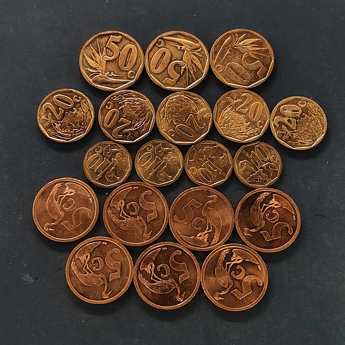 【全场包邮】纯粹捡漏拍504场-更新中 南非各年份散币19枚一组