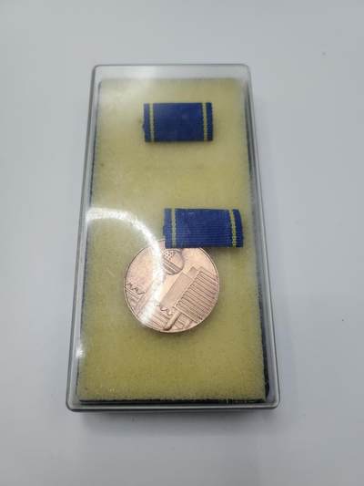 南水社第二次拍卖 德意志民主共和国建筑领域杰出成就铜质奖章 盒略完好