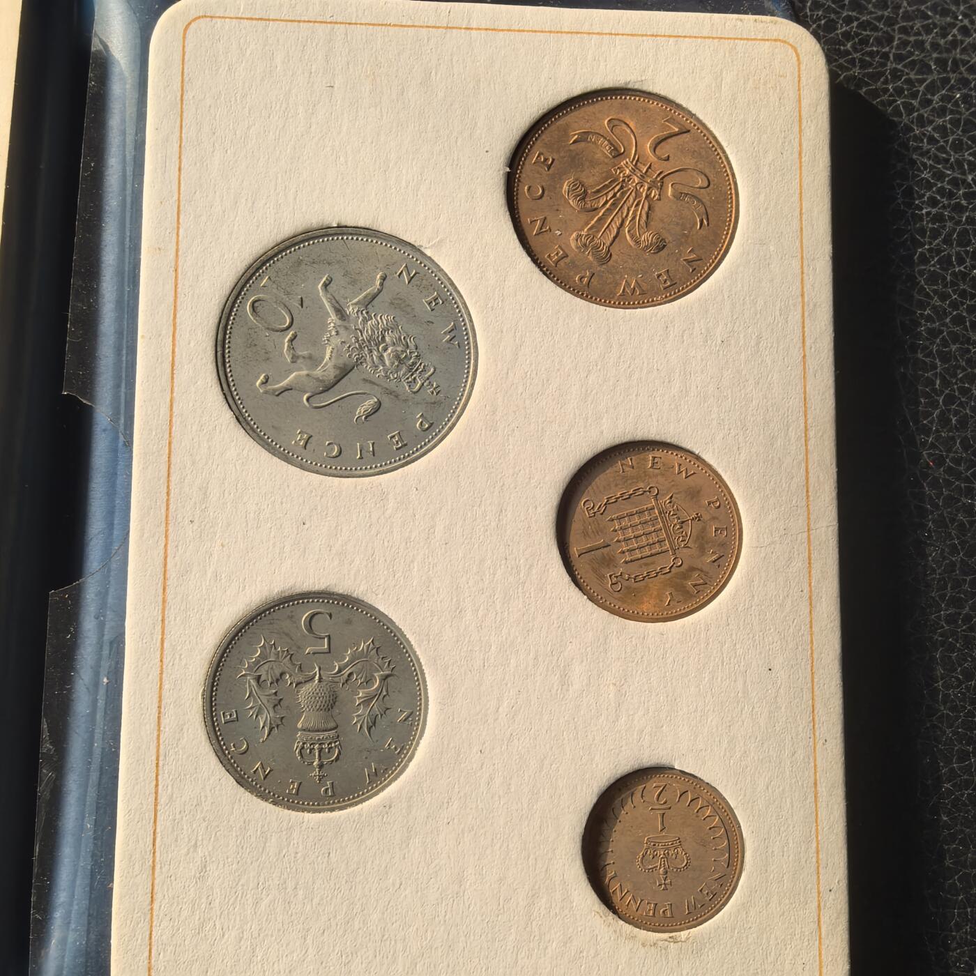 道一币馆币章第一百六十六场 原包装带证 英国1968年套币五枚