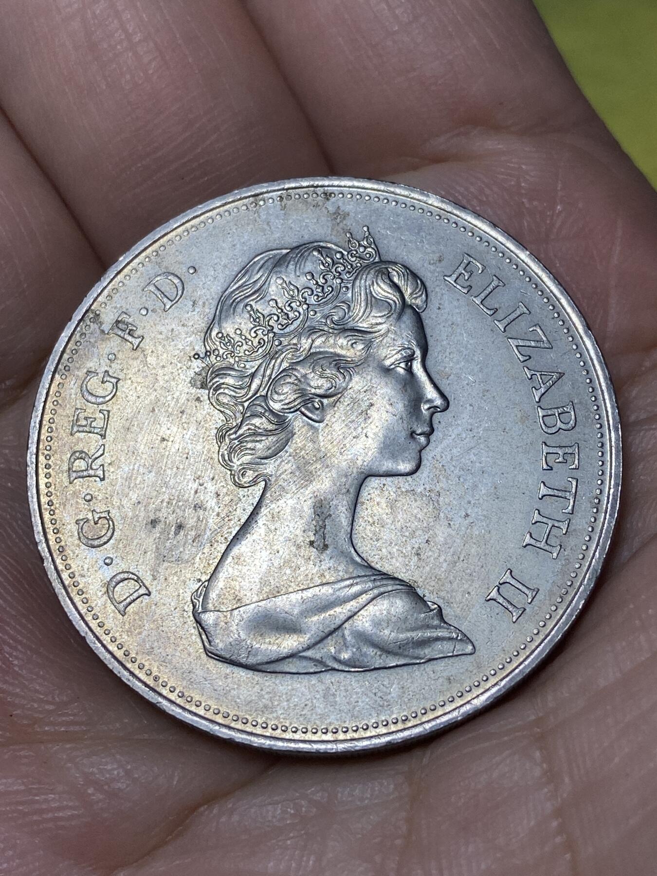 2026年第三十场(总第一百九十九场）英国一线回流散币特拍第二场(免佣金) 英国🇬🇧1972年25便士克朗型大币(伊丽莎白二世和菲利普亲王25周年银婚纪念币)