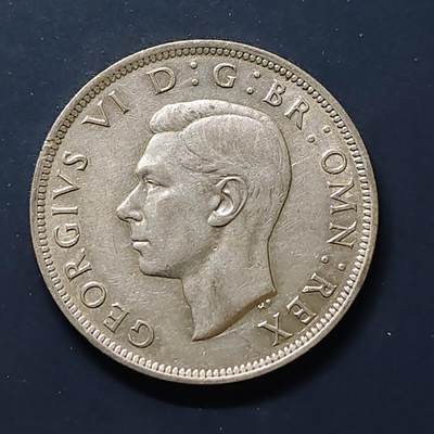 【全场包邮】纯粹捡漏拍504场 - 英国1942年乔治六世半克朗银币【32.3毫米14.14克50%】