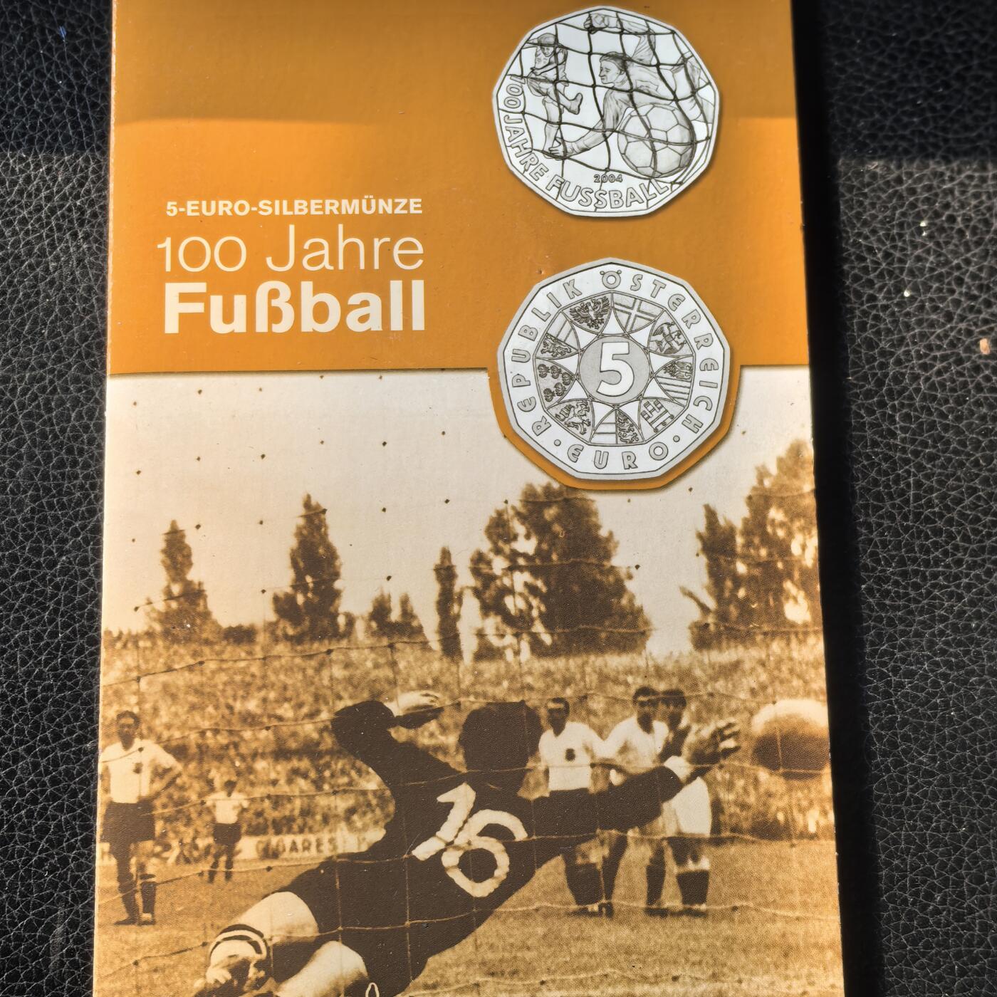 道一币馆币章第一百六十六场 原包装 奥地利2004年足球运动百年5欧元纪念银币