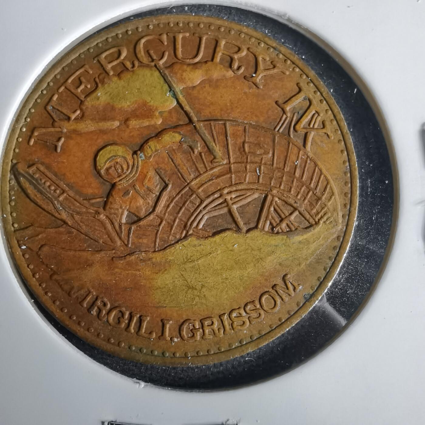 沼泽如烟--第1001场 航空纪念章