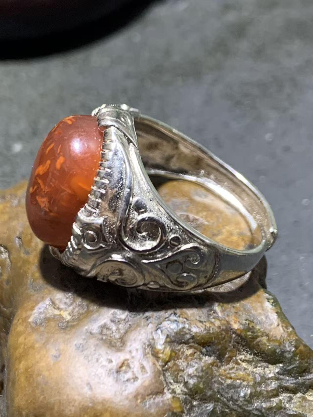 精美柿子红冻料火焰纹南红玛瑙活口霸气戒指一枚