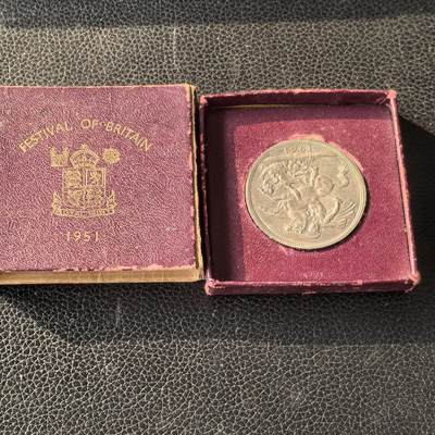 道一币馆币章第一百六十六场 - 红色原盒证 英国1951年乔治六世马剑镍克朗