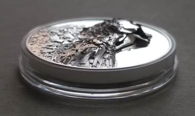 【币将精彩】世界钱币拍卖拍卖（2026-4-28） 库克2021年银爆系列女神雕像大银币，999银3盎司，直径50毫米发行999枚，带证书包装。Smartminting超高浮雕专利工艺，首次采用双面精制镜面效果，包括浮雕部分，系列第一枚。