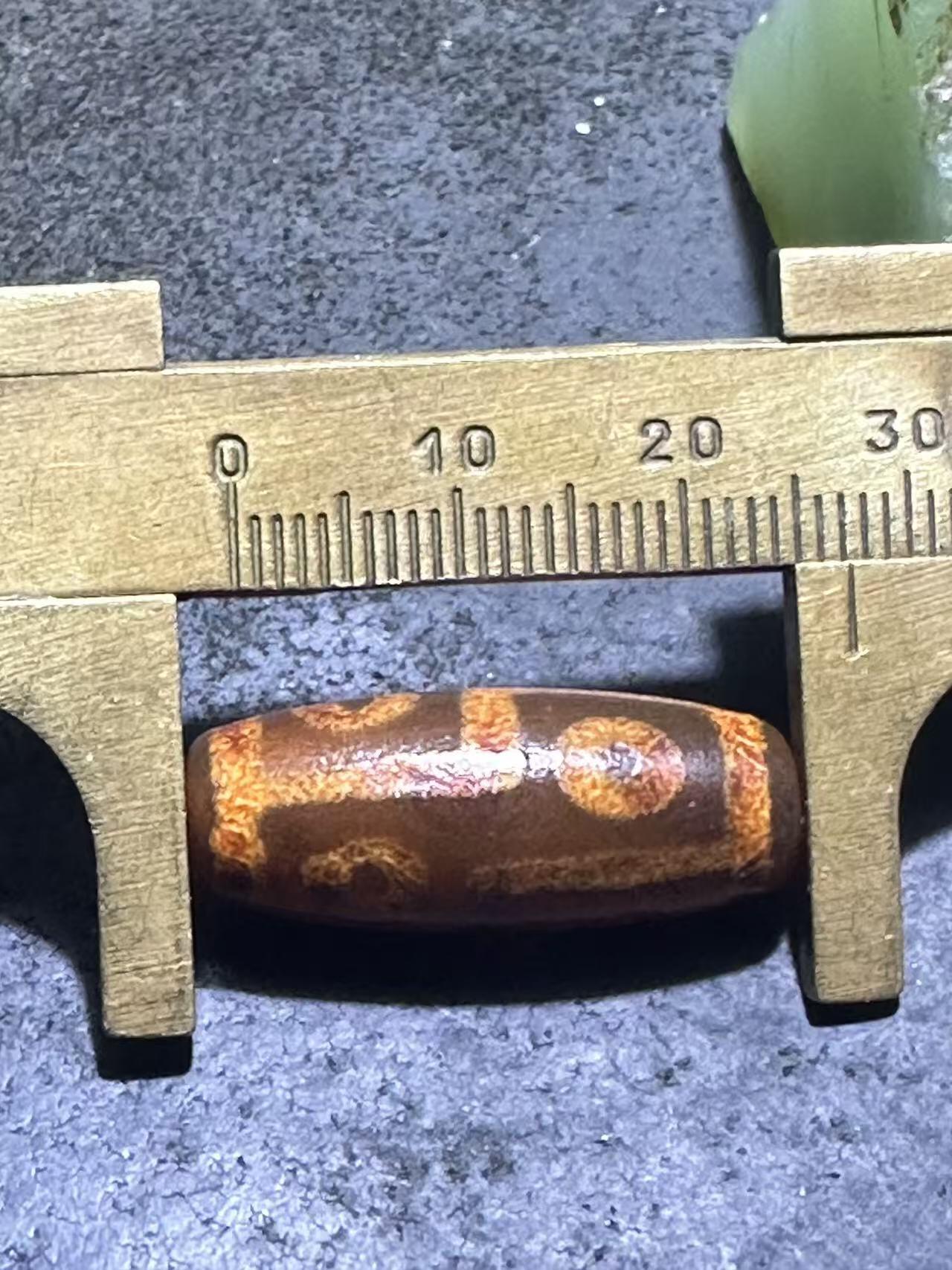 仅此一颗，藏传包浆风化六眼随形天珠一颗，